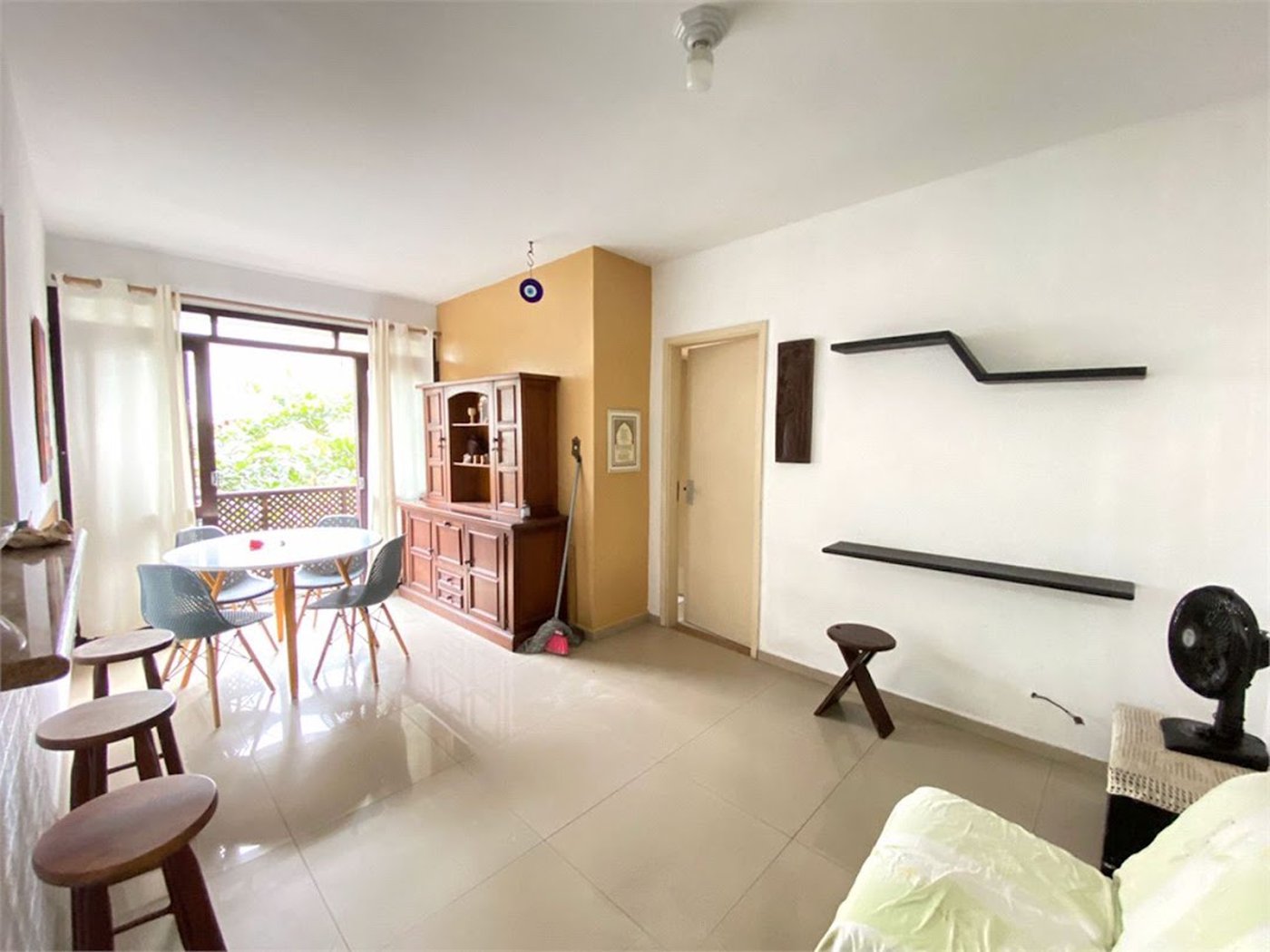 Apartamento com 3 dormitórios à venda, 60 m² por R$ 300.000,00 - Jardim Ana Maria - Guarujá/SP