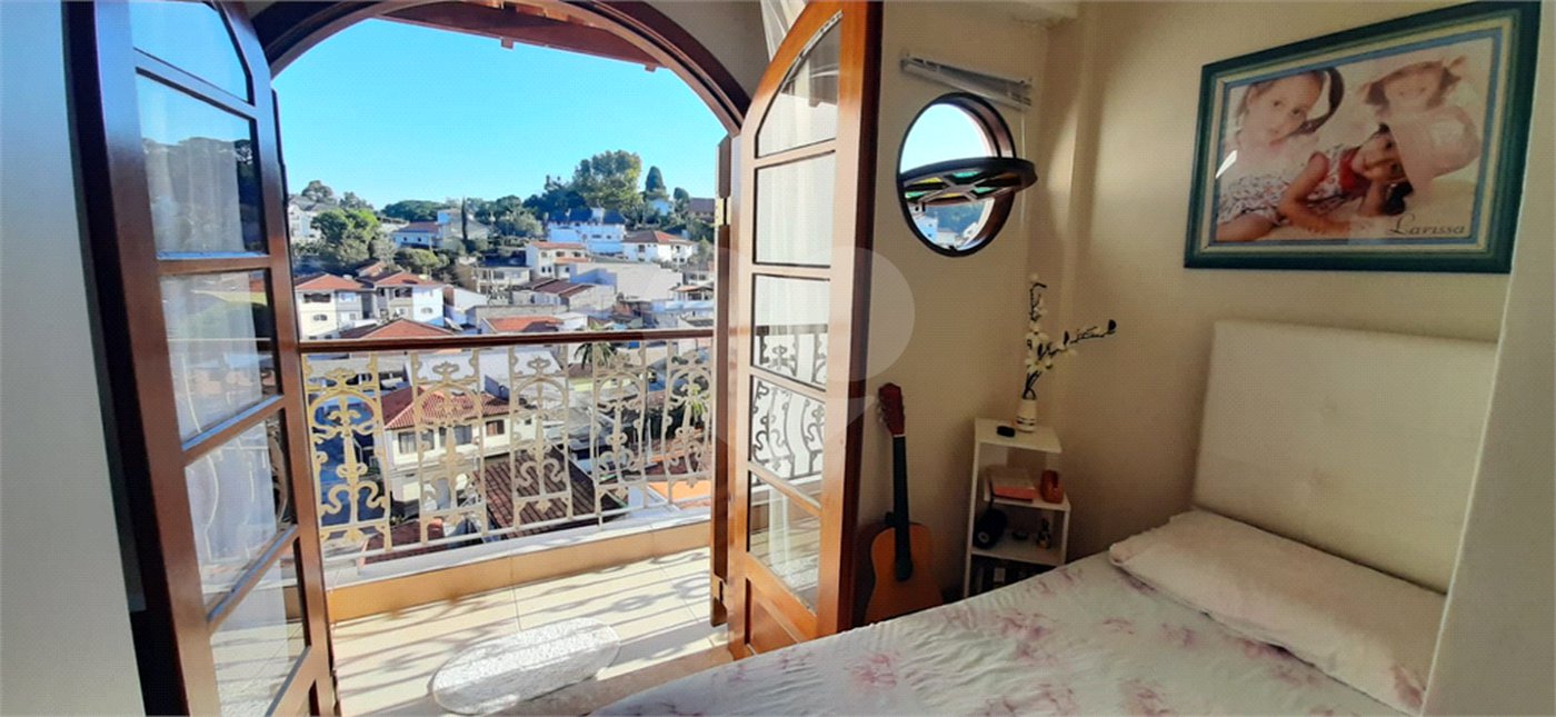 Sobrado à venda com 2 quartos em Horto, São Paulo, SP