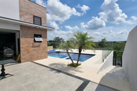 Casa à venda com 3 suítes no condomínio Portal dos Bandeirantes, Salto - SP