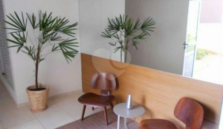 Apartamento à venda com 2 quartos, sendo 1 suíte,  em Jardim Ester, São Paulo, SP