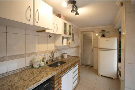 Casa à venda com 5 quartos, sendo 4 suítes, em Vila Maria Alta, São Paulo, SP