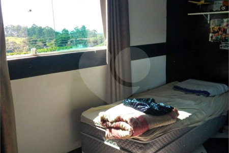 Sobrado à venda com 2 quartos em Jardim São José, Poá, SP