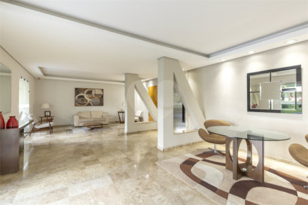 Apartamento à venda com 4 quartos, sendo 2 suítes, em Indianópolis, São Paulo, SP