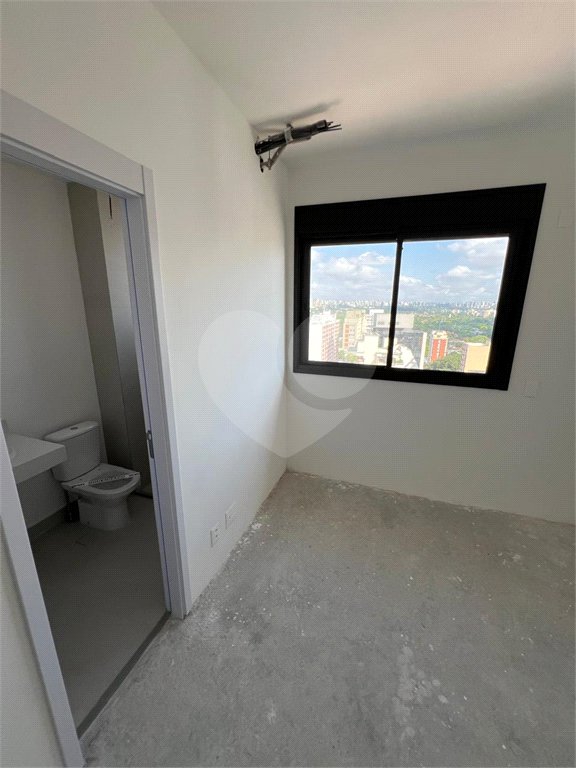 Apartamento à venda com 3 suítes em Pinheiros, São Paulo, SP