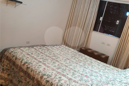 Sobrado à venda com 2 quartos, sendo 1 suíte, em Jardim Meliunas, São Paulo, SP