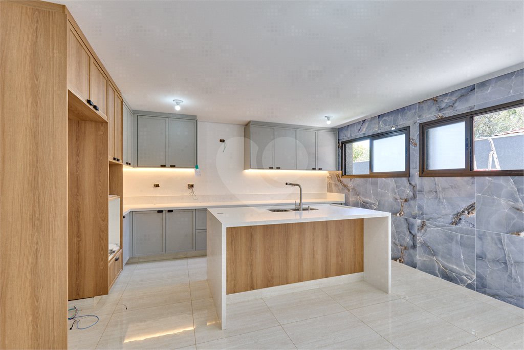 Casa Térrea à venda com 4 quartos, sendo 3 suítes, em Jardim Prudência, São Paulo, SP