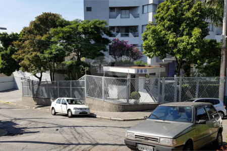 Apartamento à venda com 3 quartos, sendo 1 suíte, em Vila Paulicéia, São Paulo, SP