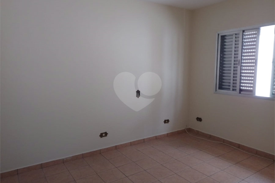 Sobrado à venda com 2 quartos, sendo 1 suíte, em Vila Nova Cachoeirinha, São Paulo, SP