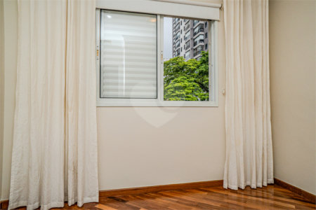 Apartamento à venda com 2 suítes em Vila Mariana, São Paulo, SP