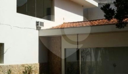 Casa à venda com 3 suítes em Vila Albertina, São Paulo, SP