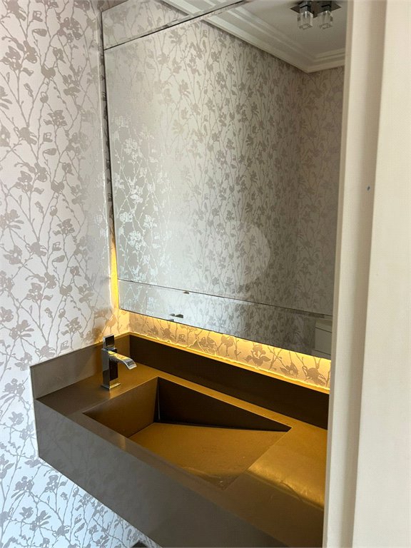 Apartamento à venda com 2 suítes em Vila Lúcia Elvira, São Paulo, SP