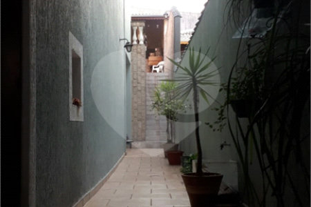 Casa à venda com 3 quartos, sendo 2 suítes,  em Vila Rosália, Guarulhos, SP