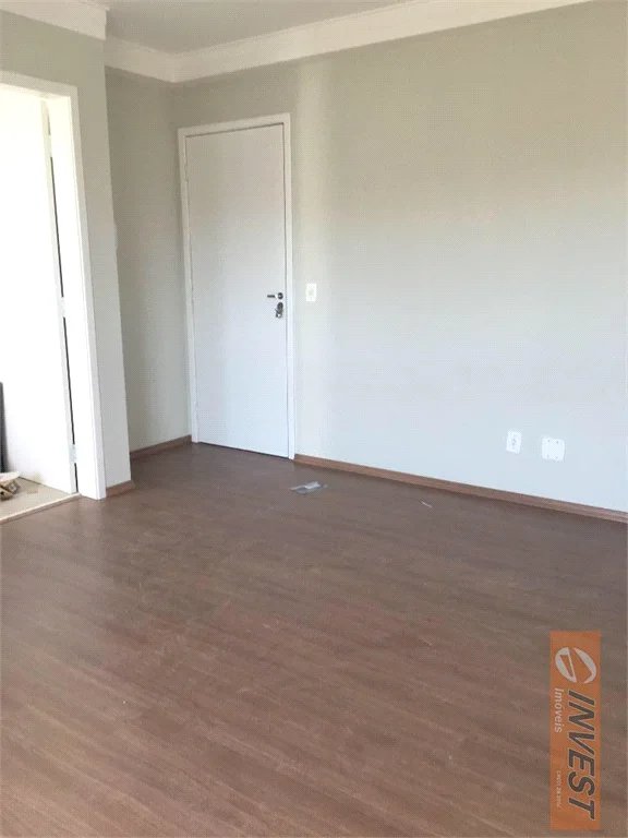 Apartamento à venda com 3 quartos, sendo 1 suíte, em Parque Reboucas, São Paulo, SP