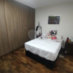 Casa à venda com 3 suítes no condomínio Morada das Hortênsias, São Paulo - SP