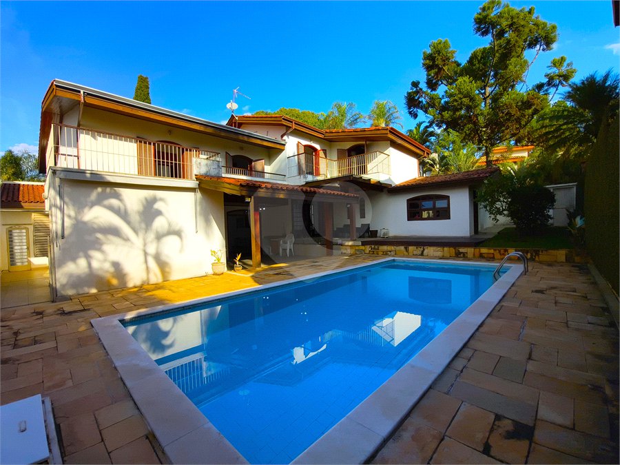 Casa à venda com 4 quartos, sendo 3 suítes,  no condomínio Village D'avignon, Sorocaba - SP