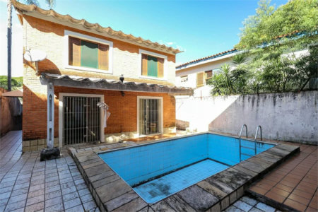 Casa à venda com 4 suítes em Vila Sônia, São Paulo, SP