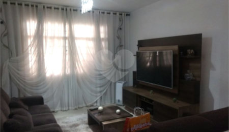Sobrado à venda com 5 quartos, sendo 2 suítes, em Horto, São Paulo, SP