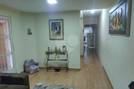 Sobrado à venda com 3 quartos, sendo 1 suíte, em Jardim Bonfiglioli, São Paulo, SP
