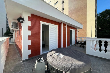 Apartamento Residencial à venda, Centro, Guarujá - AP0133.
