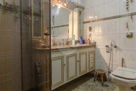 Apartamento à venda com 3 quartos, sendo 1 suíte, em Vila Monumento, São Paulo, SP