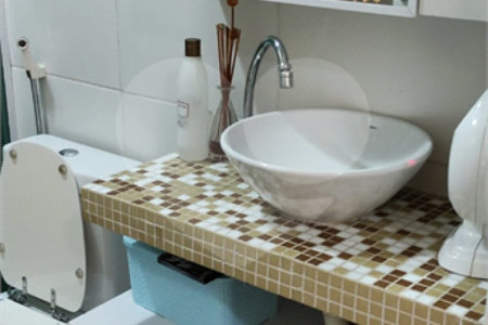 Sobrado à venda com 4 quartos, sendo 2 suítes, em Rio Pequeno, São Paulo, SP
