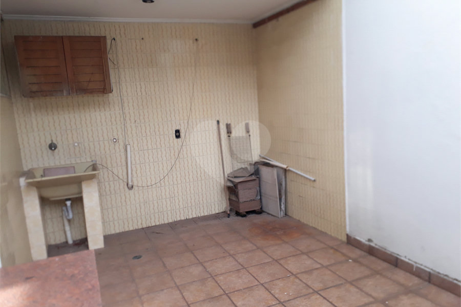 Sobrado à venda com 3 quartos, sendo 1 suíte, em Tremembé, São Paulo, SP