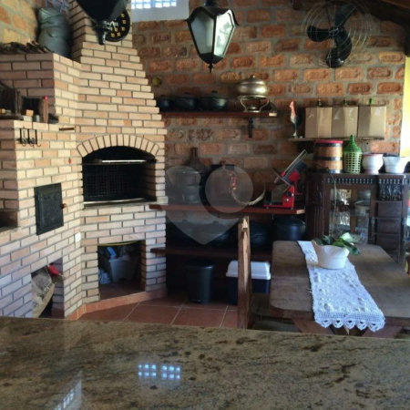 Sobrado à venda com 5 quartos, sendo 4 suítes,  em Vila Mazzei, São Paulo, SP