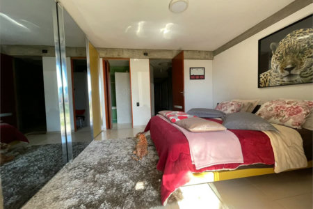 Sobrado à venda com 4 quartos, sendo 3 suítes, em Alto da Lapa, São Paulo, SP