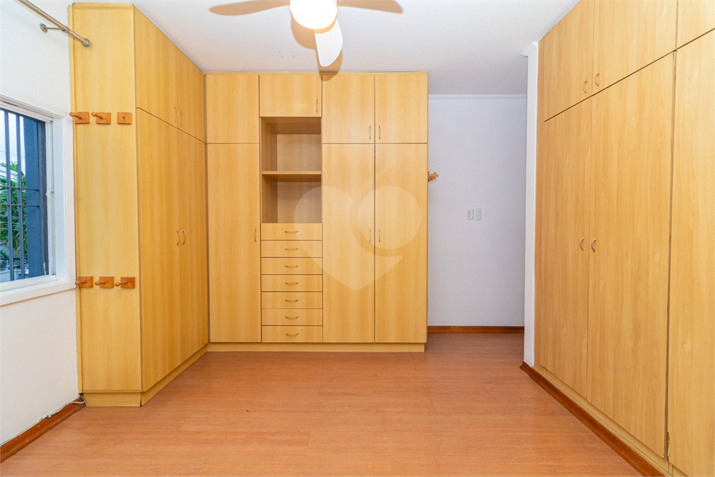 Casa à venda ou para alugar com 3 quartos, sendo 1 suíte, em Granja Julieta, São Paulo, SP
