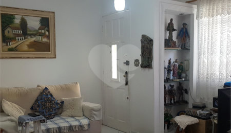 Casa de Vila à venda com 4 quartos, sendo 1 suíte,  em Santana, São Paulo, SP