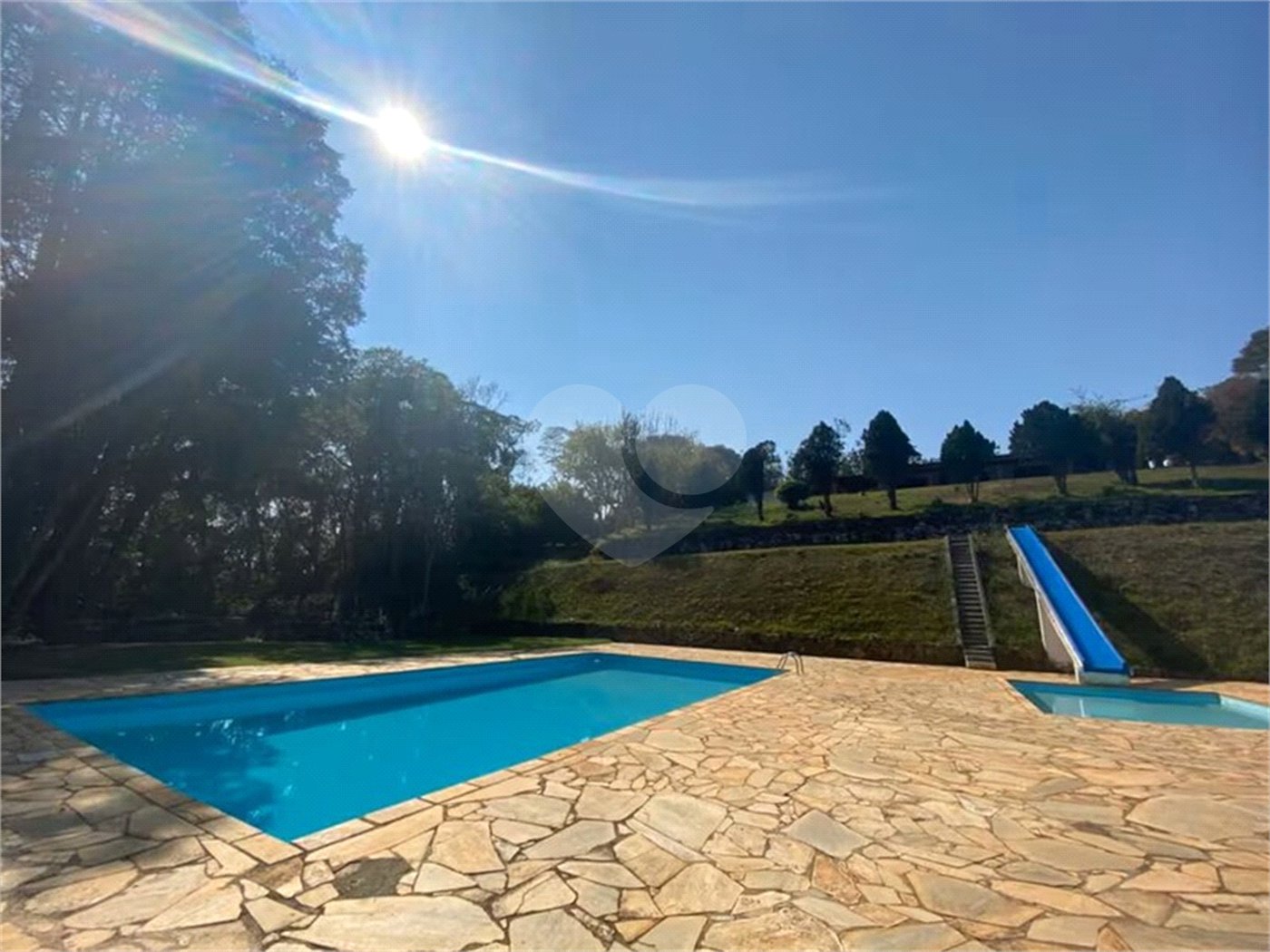 Sítio à venda com 6 quartos, sendo 1 suíte, no Centro (são João Novo), São Roque, SP
