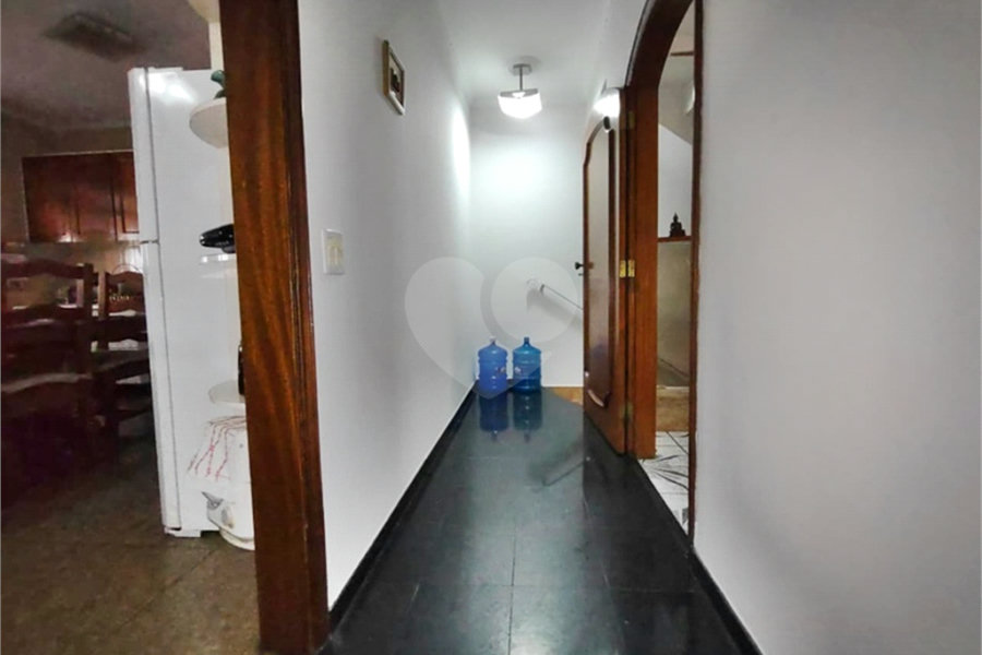 Casa à venda com 3 quartos, sendo 1 suíte, no condomínio Vila Paiva, São Paulo - SP