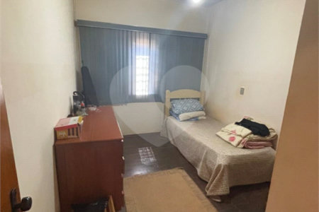 Casa à venda com 3 quartos, sendo 1 suíte, em Parque Laranjeiras, Araraquara, SP