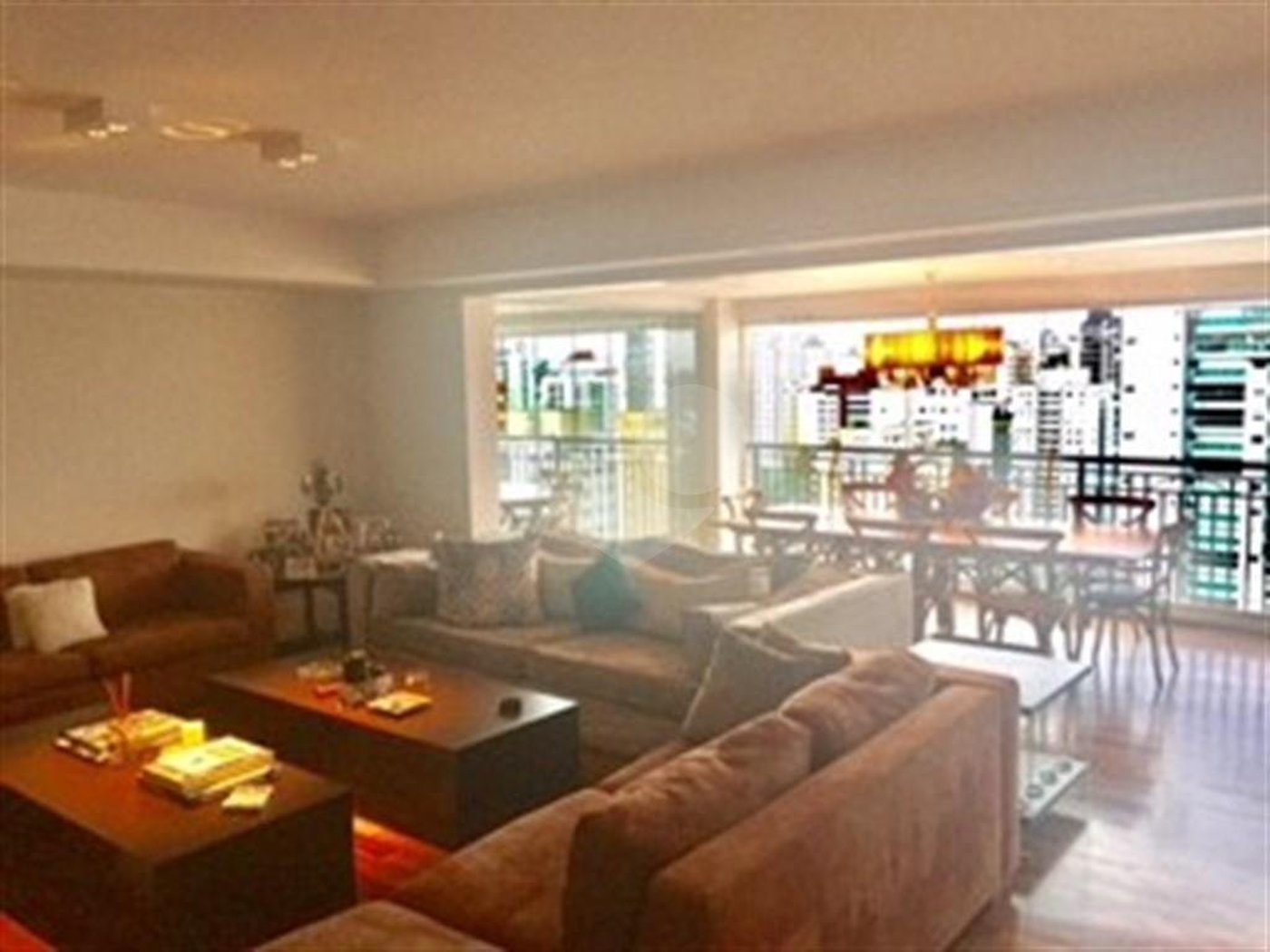 Apartamento à venda com 3 suítes em Campo Belo, São Paulo, SP