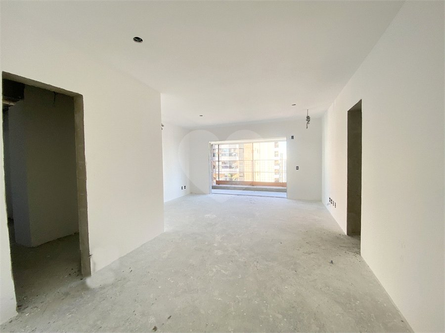 Apartamento à venda com 4 suítes em Santana, São Paulo, SP