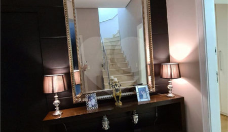 Triplex à venda com 4 suítes em Vila Oliveira, Mogi das Cruzes, SP