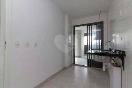 Apartamento à venda com 3 quartos, sendo 1 suíte, em Pinheiros, São Paulo, SP