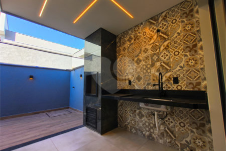 Casa à venda com 3 quartos, sendo 1 suíte, no condomínio Horto Florestal Villagio, Sorocaba - SP
