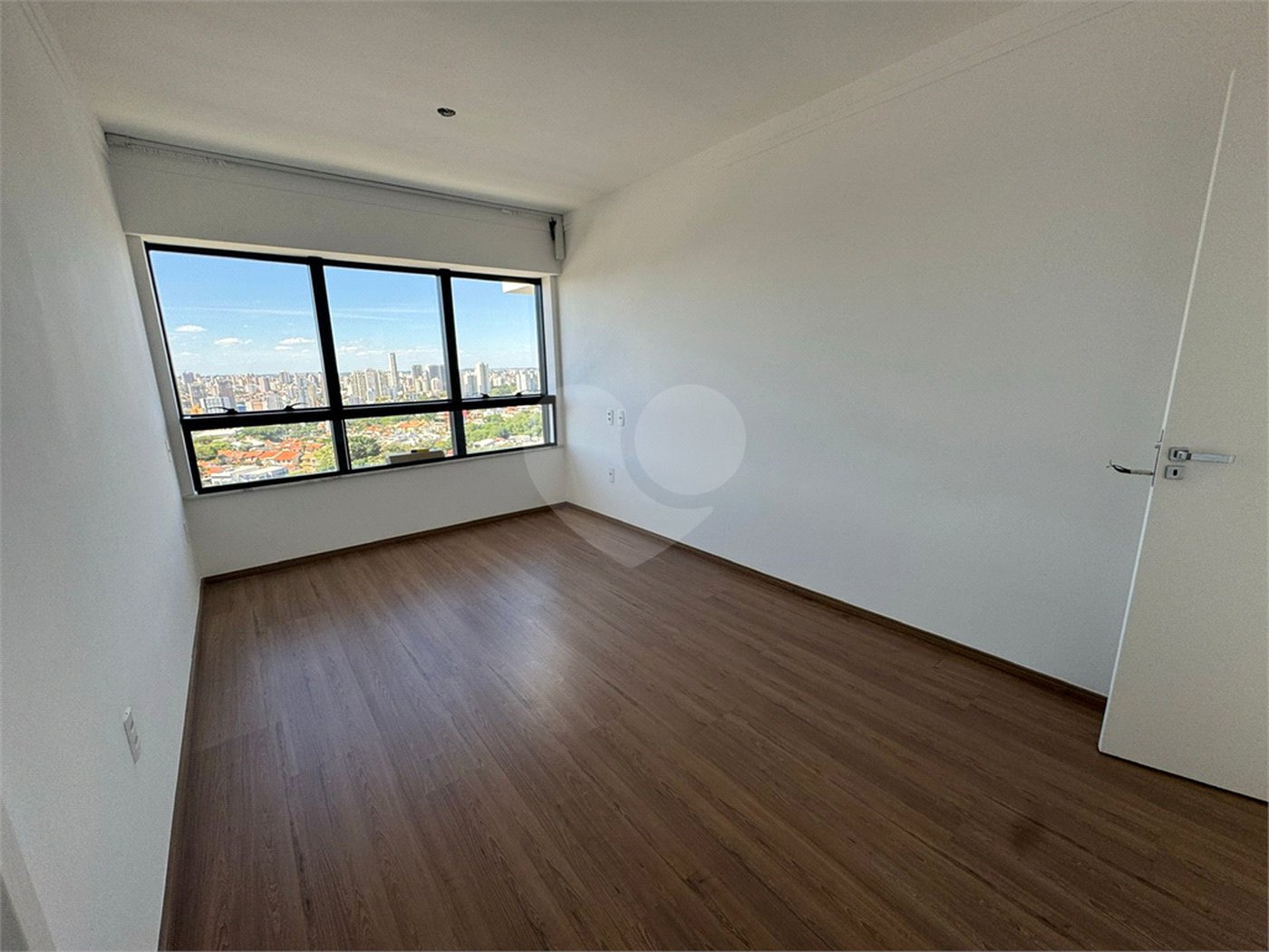 Apartamento à venda ou para alugar com 3 suítes em Parque Campolim, Sorocaba, SP