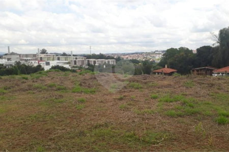 Terreno à venda com 1 suíte em Vista Alegre, Vinhedo, SP