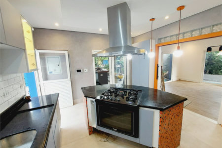 Casa à venda com 3 suítes em Lapa, São Paulo, SP