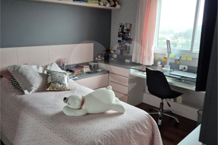 Apartamento à venda com 4 suítes em Jardim Taquaral, São Paulo, SP