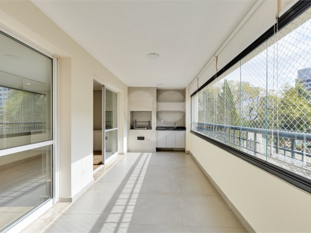 Apartamento à venda com 4 quartos, sendo 3 suítes,  em Granja Julieta, São Paulo, SP