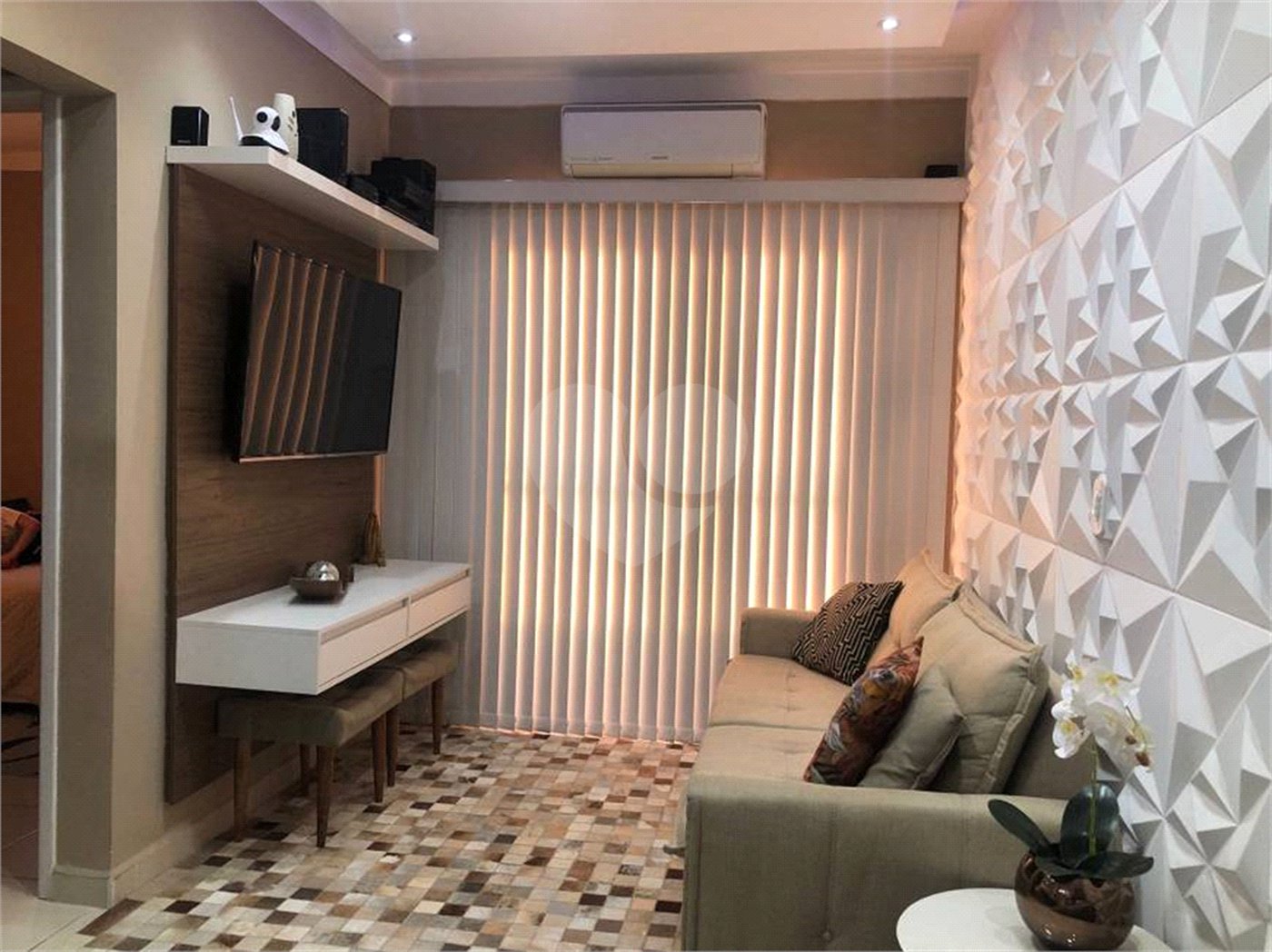 Apartamento à venda com 2 quartos, sendo 1 suíte, em Jardim Prestes de Barros, Sorocaba, SP
