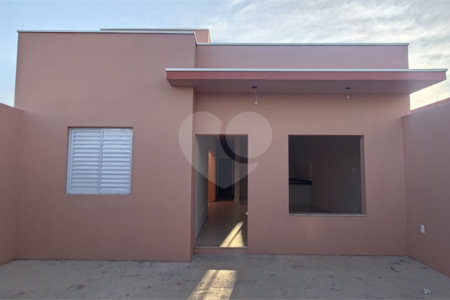 Casa à venda com 3 quartos, sendo 1 suíte, em Jardim dos Ipês, Salto, SP