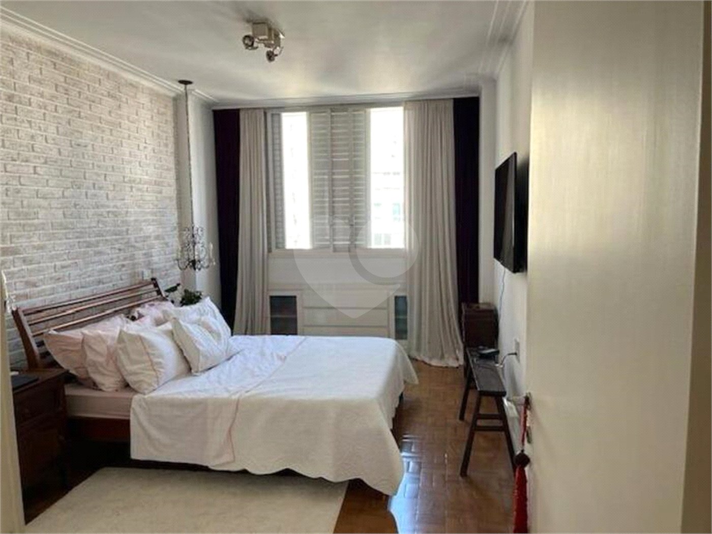 Apartamento à venda ou para alugar com 1 suíte em Jardim Europa, São Paulo, SP