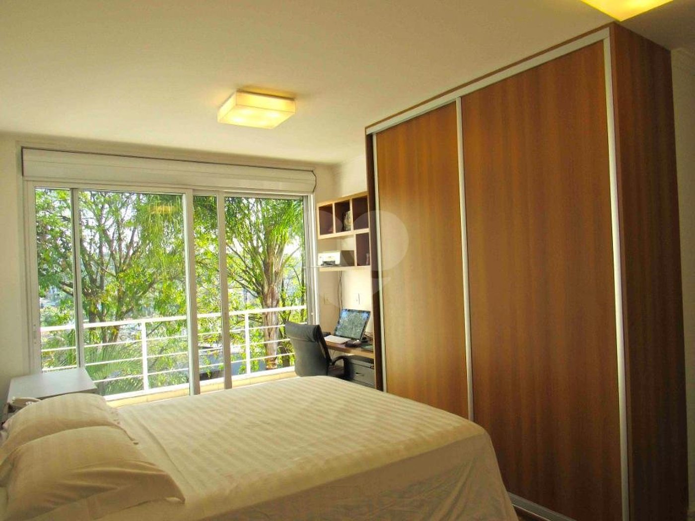 Casa à venda com 4 suítes no condomínio Residencial Giardino Pirandello, São Paulo - SP