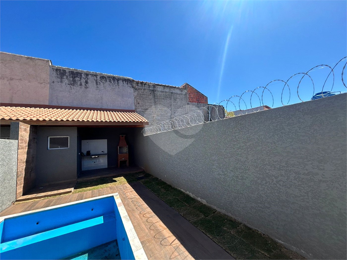 Casa Térrea à venda com 2 quartos, sendo 1 suíte,  em Jardim Imperial, Atibaia, SP