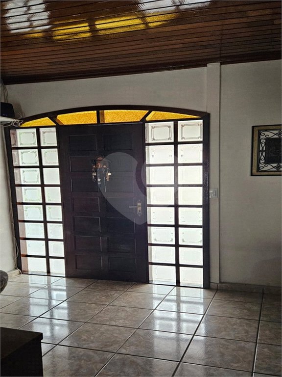 Casa à venda com 2 quartos, sendo 1 suíte, em Tremembé, São Paulo, SP