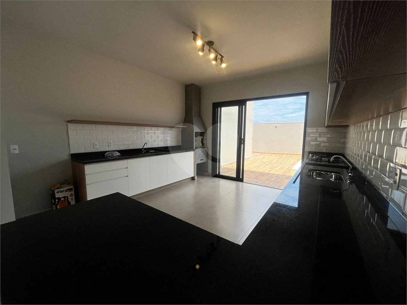 Casa à venda com 3 quartos, sendo 1 suíte, em Terras de Santo Antônio, Itapetininga, SP